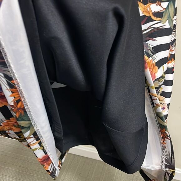 NWOT Chetta B striped floral dress.  Size 6 S small - Picture 9 of 13